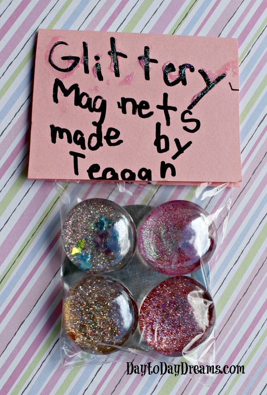 Glitter Magnets - Day toDayDreams.com
