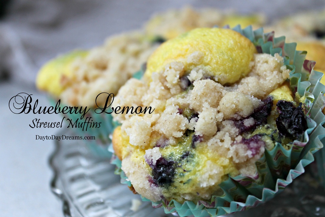Blueberry Streusel lemon Muffins