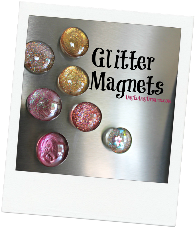 Glitter Magnets - DaytoDayDreams.com