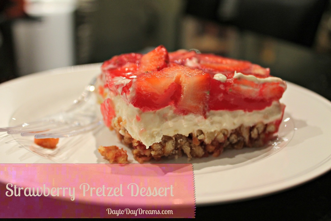Strawberry Pretzel Dessert - DaytoDayDreams.com