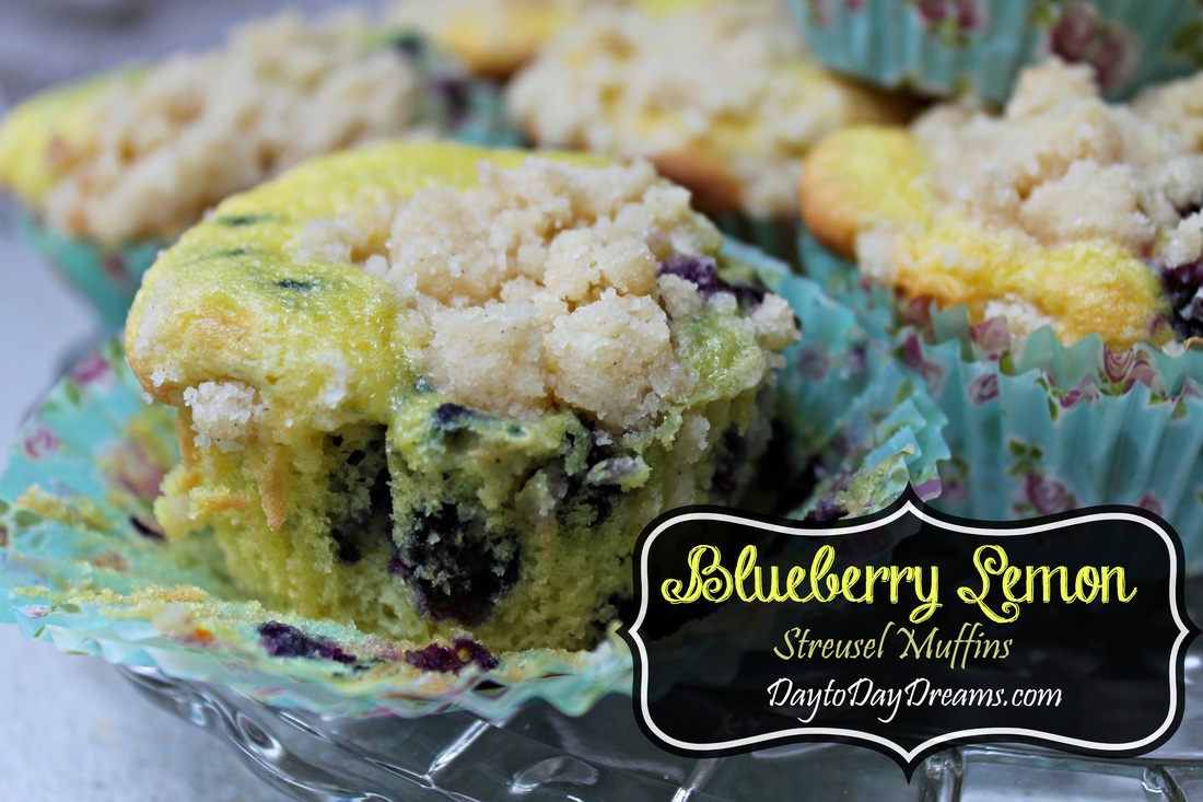 Blueberry Lemon Streusel Muffins
