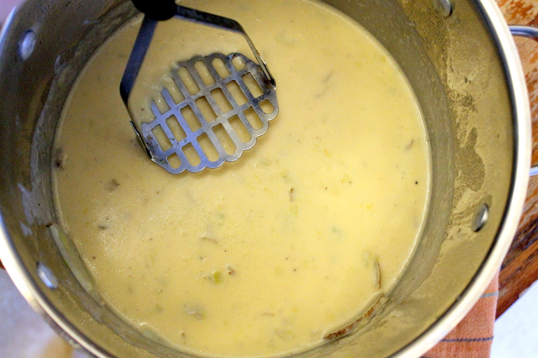 Potato & Leek Soup www.DaytoDayDreams.com